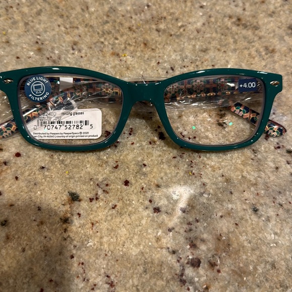 Peepers +4.00. Blue light filtering. Never been worn. - Picture 2 of 5